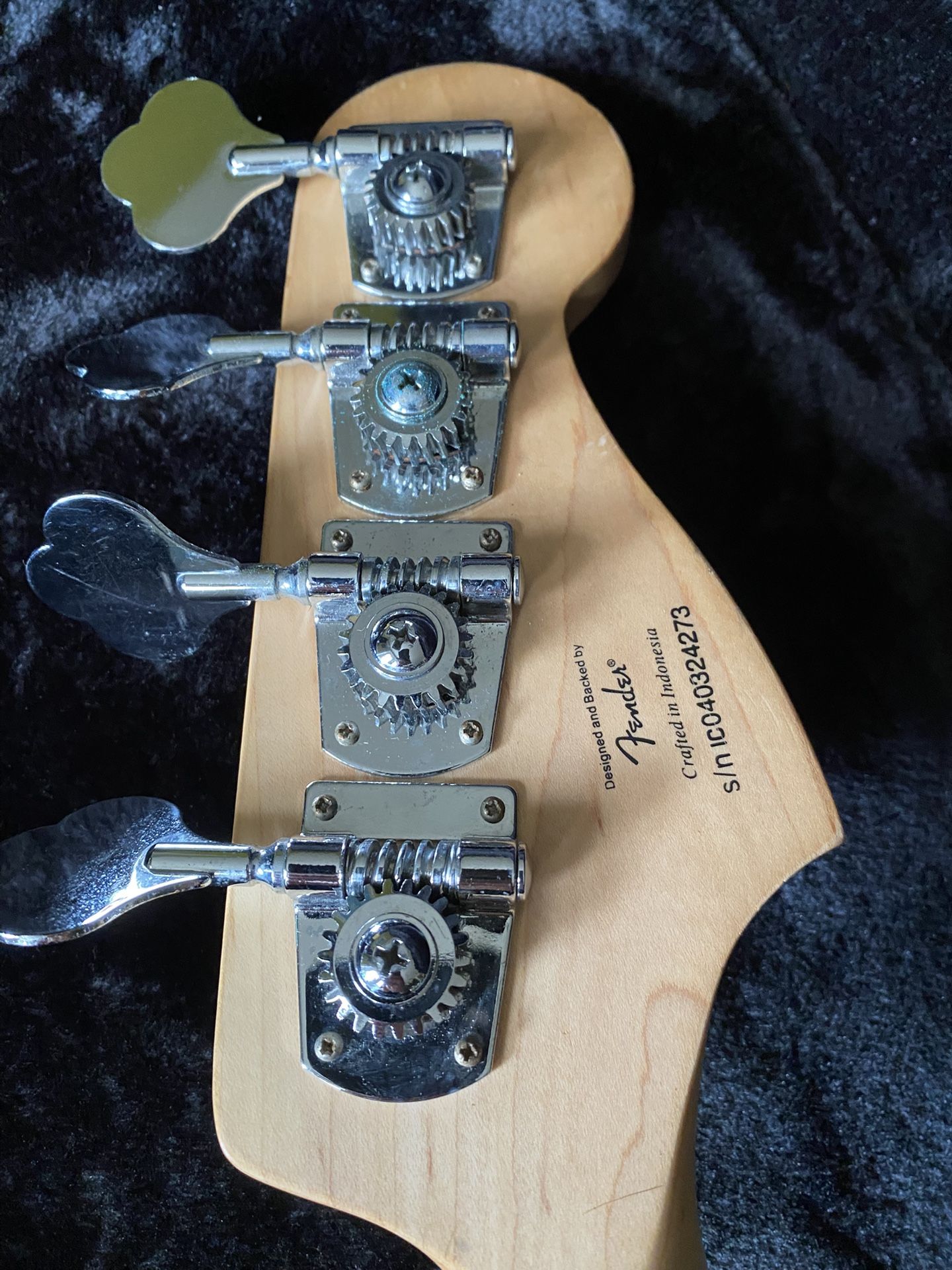 Squire Precision Bass lefthand