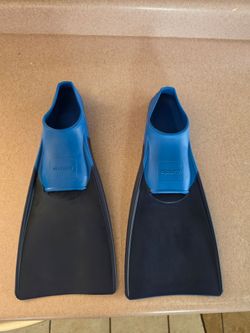 Swimming fins for pool