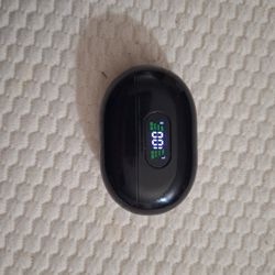 YYK-Q71 Clip On Wireless Earbuds With Charging Case