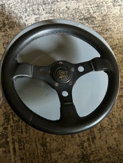 GT Grant steering wheel
