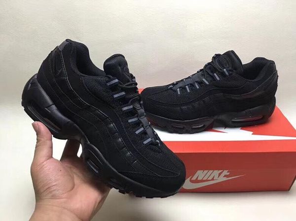 black airmax 80