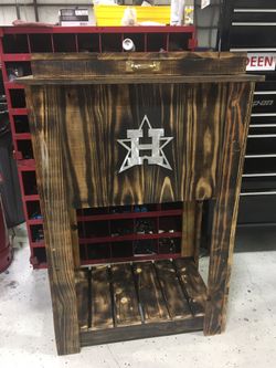 Cooler box - ice chest