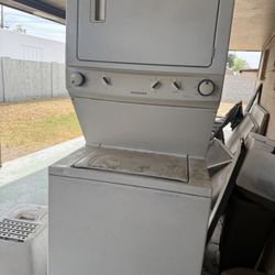 One Samsung Washer And Washer And Dryer Combo