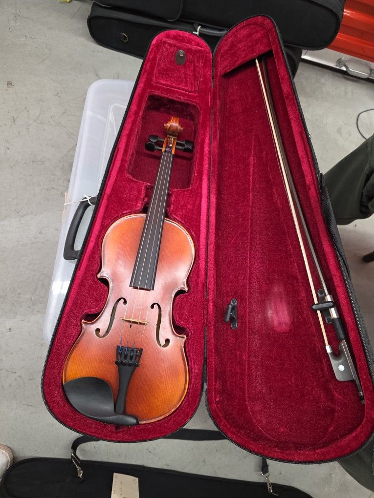 13" Viola Like New Armetto CA150