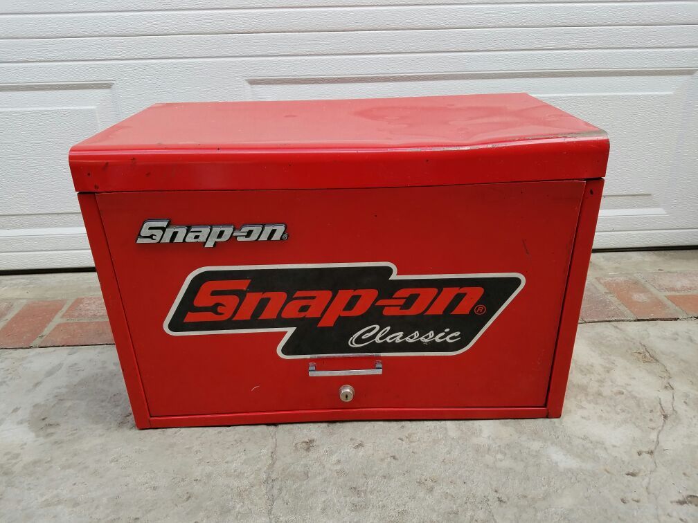 SNAP ON MODEL KRA2055 TOOL BOX