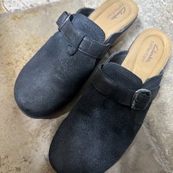 Clarks black suede clogs