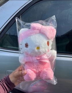 Hello Kitty Plush Gift 