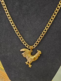 Cadena con dije de Gallo