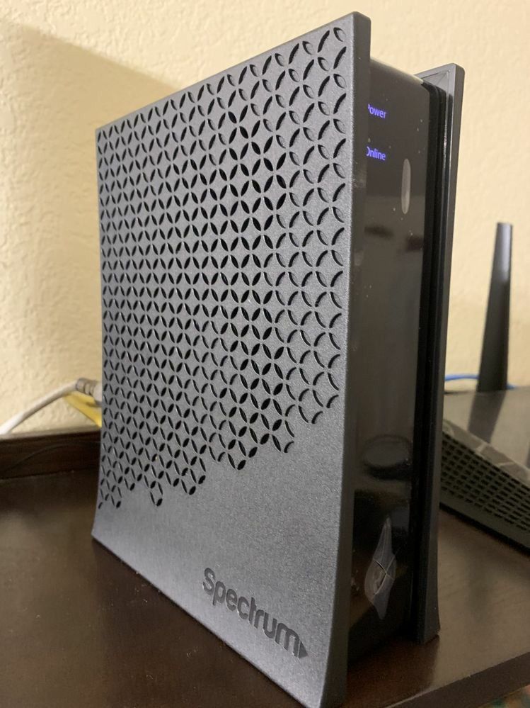 Spectrum Hitron e31t2v1 router, Spectrum wave 2 dual band modem, and