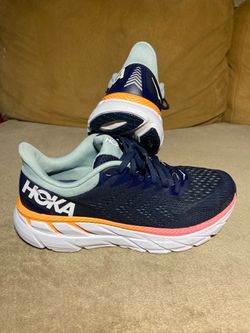 HOKA One One Clifton 7 Running Shoes Women’s Size 8