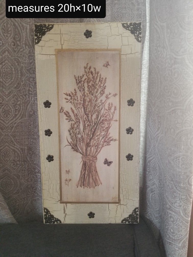 wooden accent picture
