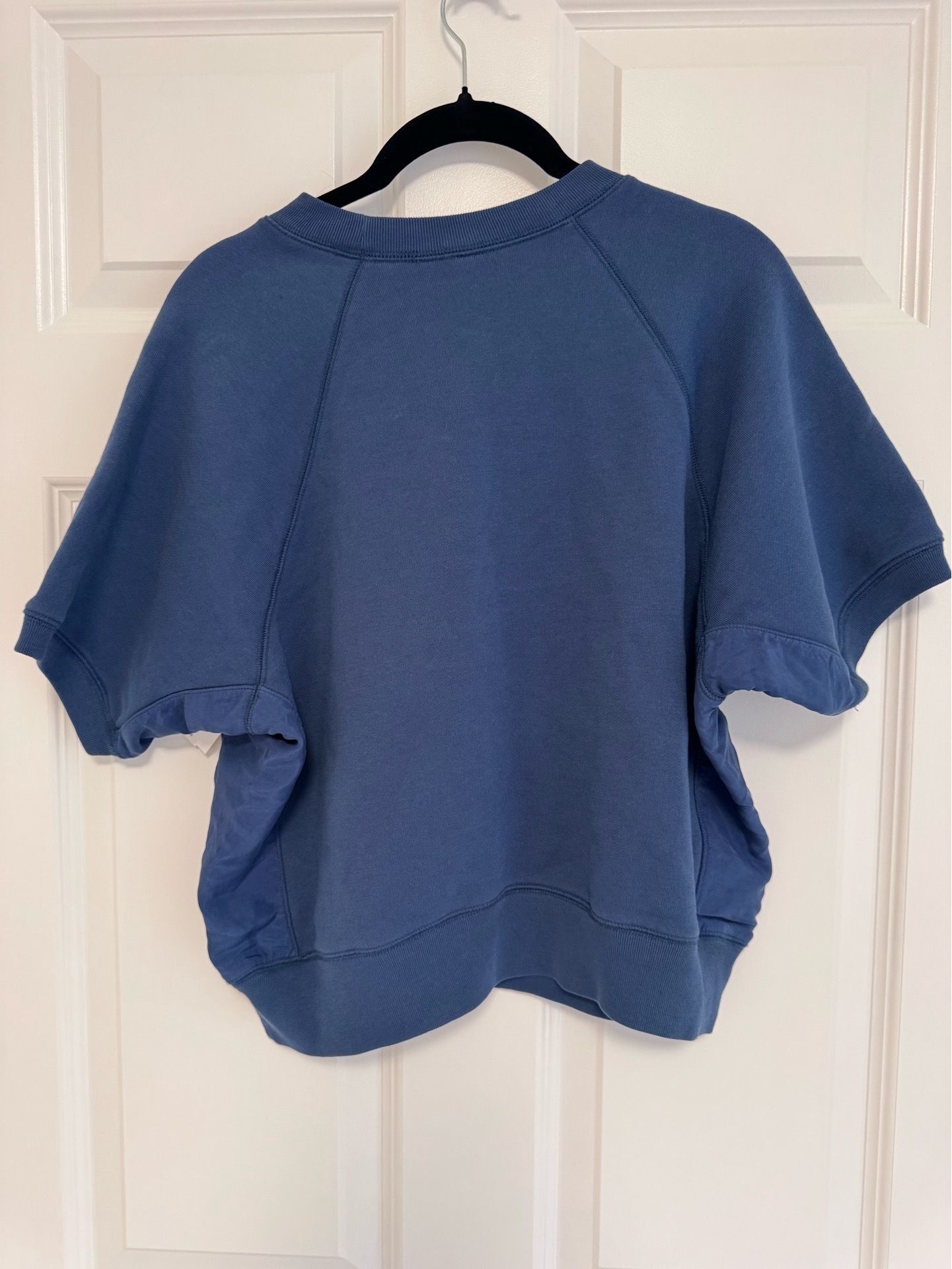 SKIMS Sweatshirt Size Medium