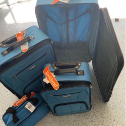 Value Of $240 -4 Pcs Rockland Blue Laguage ! New 