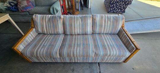 Krause Couch