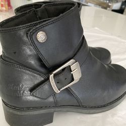 Women’s Motorcycle Ankle Boots. 