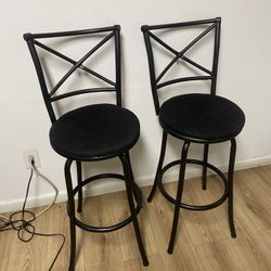 Black Swivel Bar Stools 