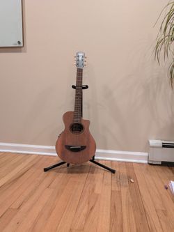 Yamaha Electric Acoustic Guitar Kids Sized