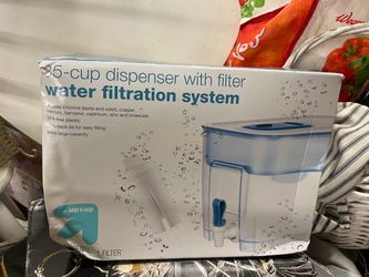 Up & Up 35-Cup Water Filtration Dispenser