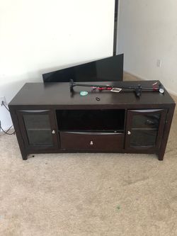 Tv stand Free