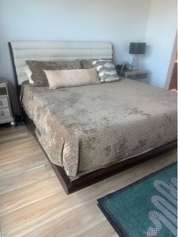 King platform bed frame