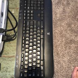 Logitech Wireless Keyboard 