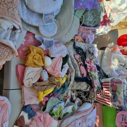 Baby girl clothes lot