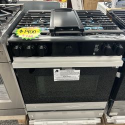 SAMSUNG BESPOKE GLASS WHITE COLOR SLIDE IN GAS STOVE!!! Air Fryer!!! CONVECTION OVEN!!! BRAND NEW 5 Burners With Grilled!!!!!