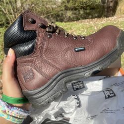New Unused Timberland PRO Women’s Titan Waterproof Boot.