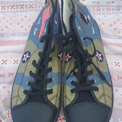 BRAND NEW size 11 UNIQUE design style Shoes