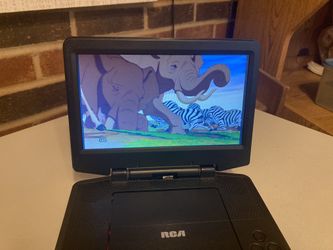 RCA Portable DVD player AVC Multimedia 9" screen DRC98090 USED - $20