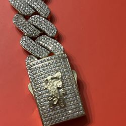 Brand New 10k Hollow Cuban Link Bracelet