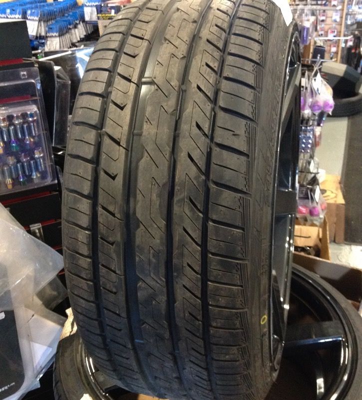 F1R 20x9.5 5x114.3 (4.5) low offset wheels tires 245-35-20 Road Hugger GT Ultra