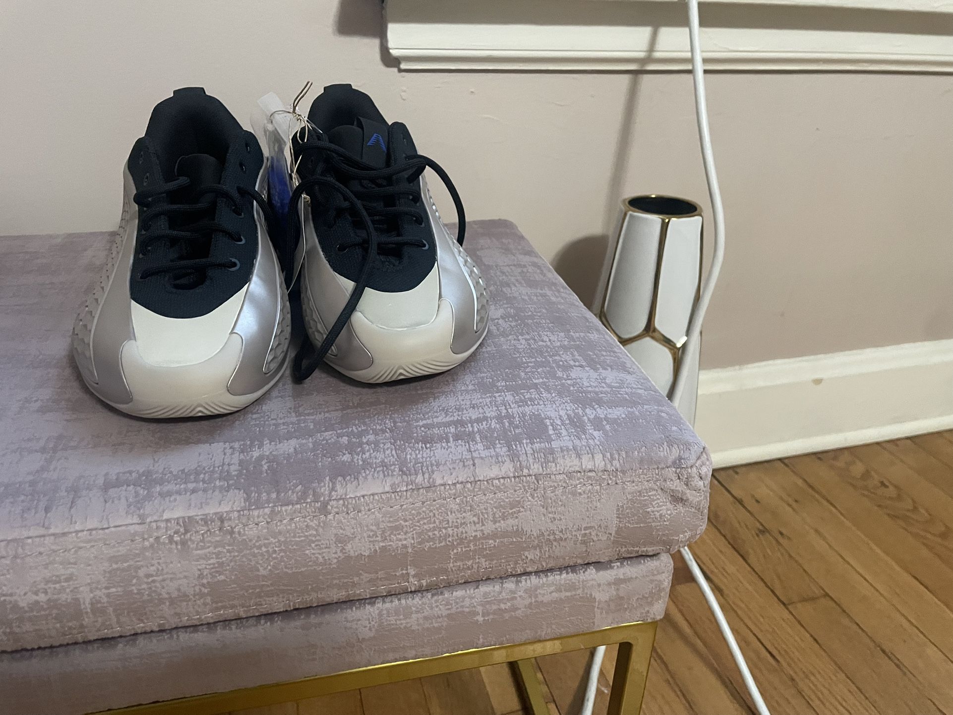 Adidas Anthony Edwards 1.  8.5 Brand New  $80