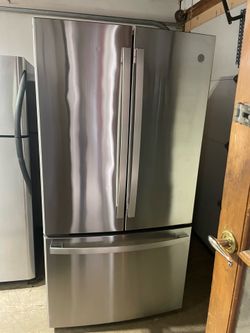 Used refrigerator French door GE
