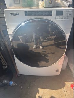 Front load washer and gas dryer