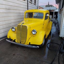 1937 Ford Pickup  