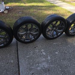 Dodge Challenger/Charger 20 Inch OEM Rims And Tires 5x115mm Lug Pattern 
