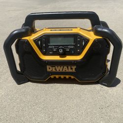 DeWalt Portable Radio 