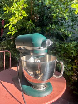 Artisan Series 5 Quart Tilt-Head Stand Mixer - Pebbled Palm