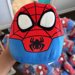 Mini Spidey Squishmallows