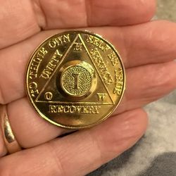 One Year Alcoholics Anonymous Sobriety Medallion 