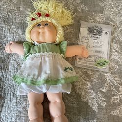 1989 Cabbage Patch Doll Janetha Leila
