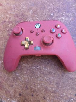 Red Xbox controller