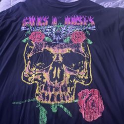 Guns And Roses Tshirt  Sz Large 