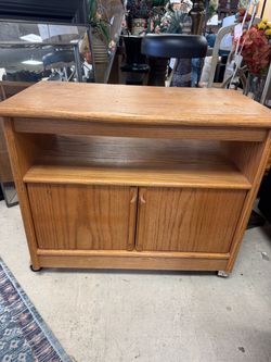 Oak Wood TV Stand with Cabinet and Shelf