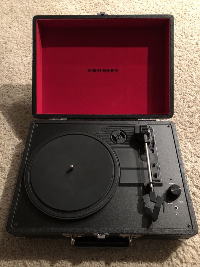 Crosley CR8005D-BK Cruiser Deluxe Portable 3-Speed Turntable with Bluetooth, Black