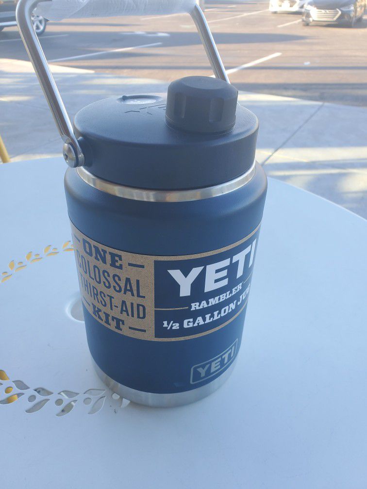 Brand NEW $140 YETI ONE GALLON JUG RAMBLER CAMP GREEN COLOR for Sale in  Tempe, AZ - OfferUp