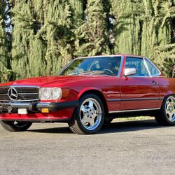 1986 Mercedes Benz 560SL Convertible Hardtop