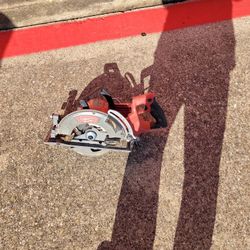 7 quarter circular saw Milwaukee 