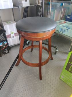 Bar stool